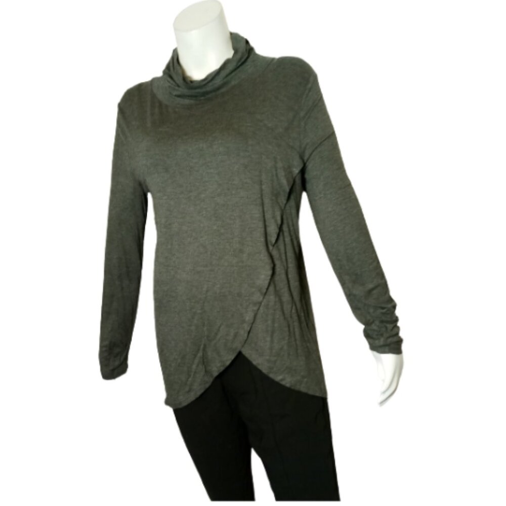 Women Grey Long Sleeve Turtleneck Shirt
